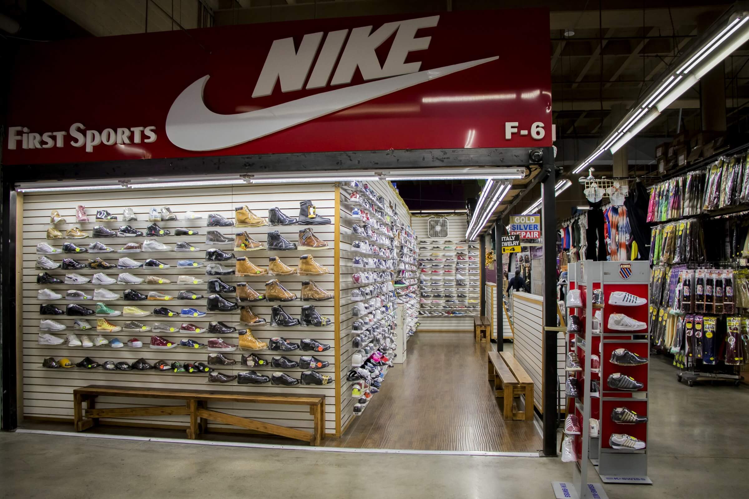 tennis shoe stores