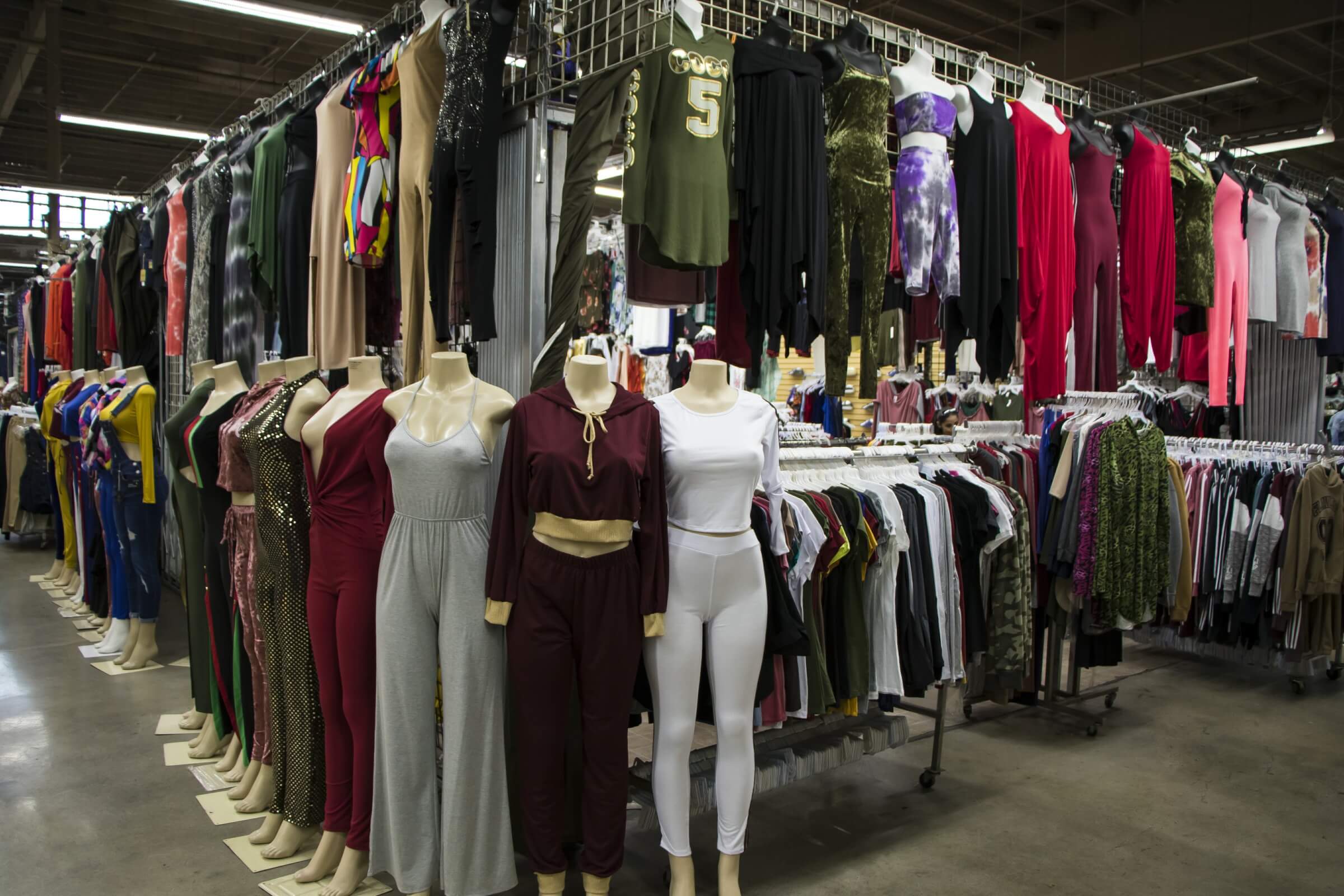 Ladies Clothing Stores in Los Angeles - Slauson Super Mall